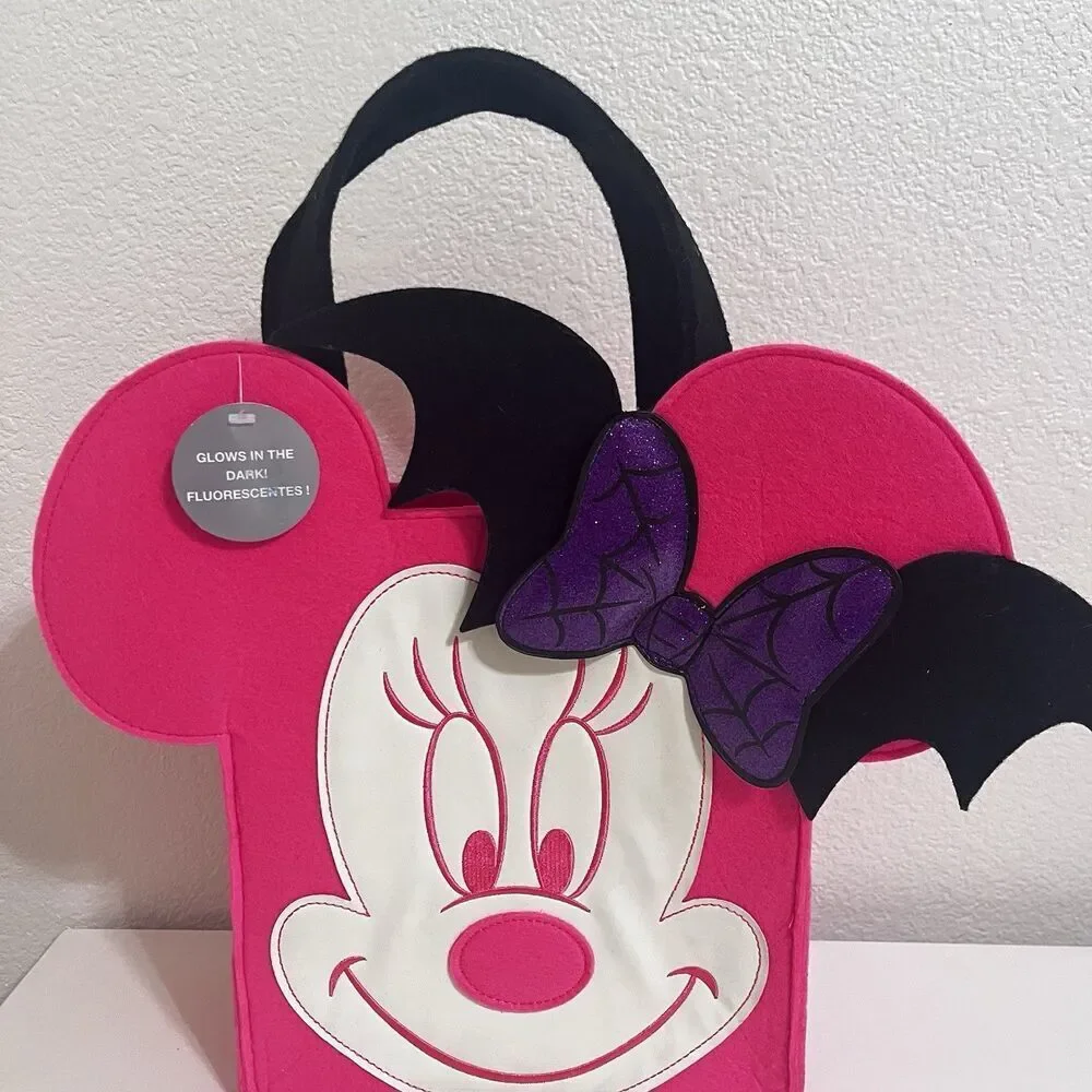 Disney Minnie Mouse Bat Halloween Pink Glow-in-the-Dark Trick or Treat Candy Bag
